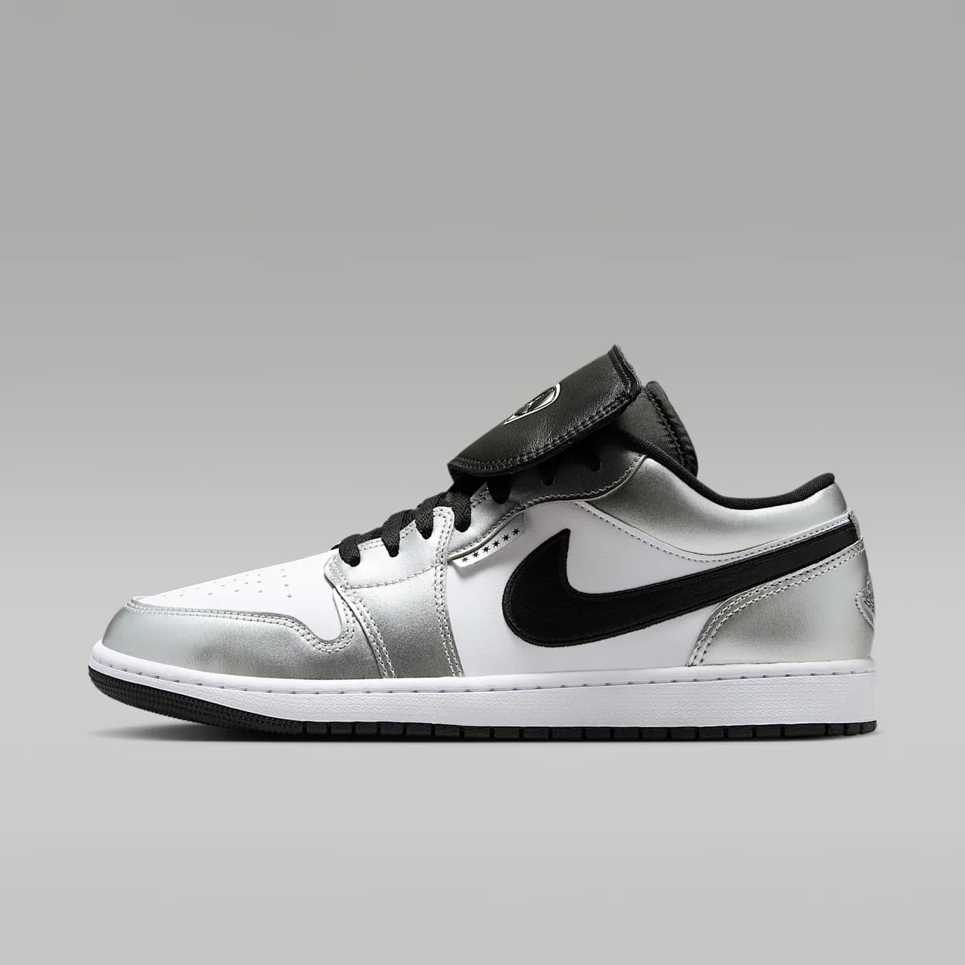 Air Jordan 1 Low SE, White/White/Metallic Silver/Black