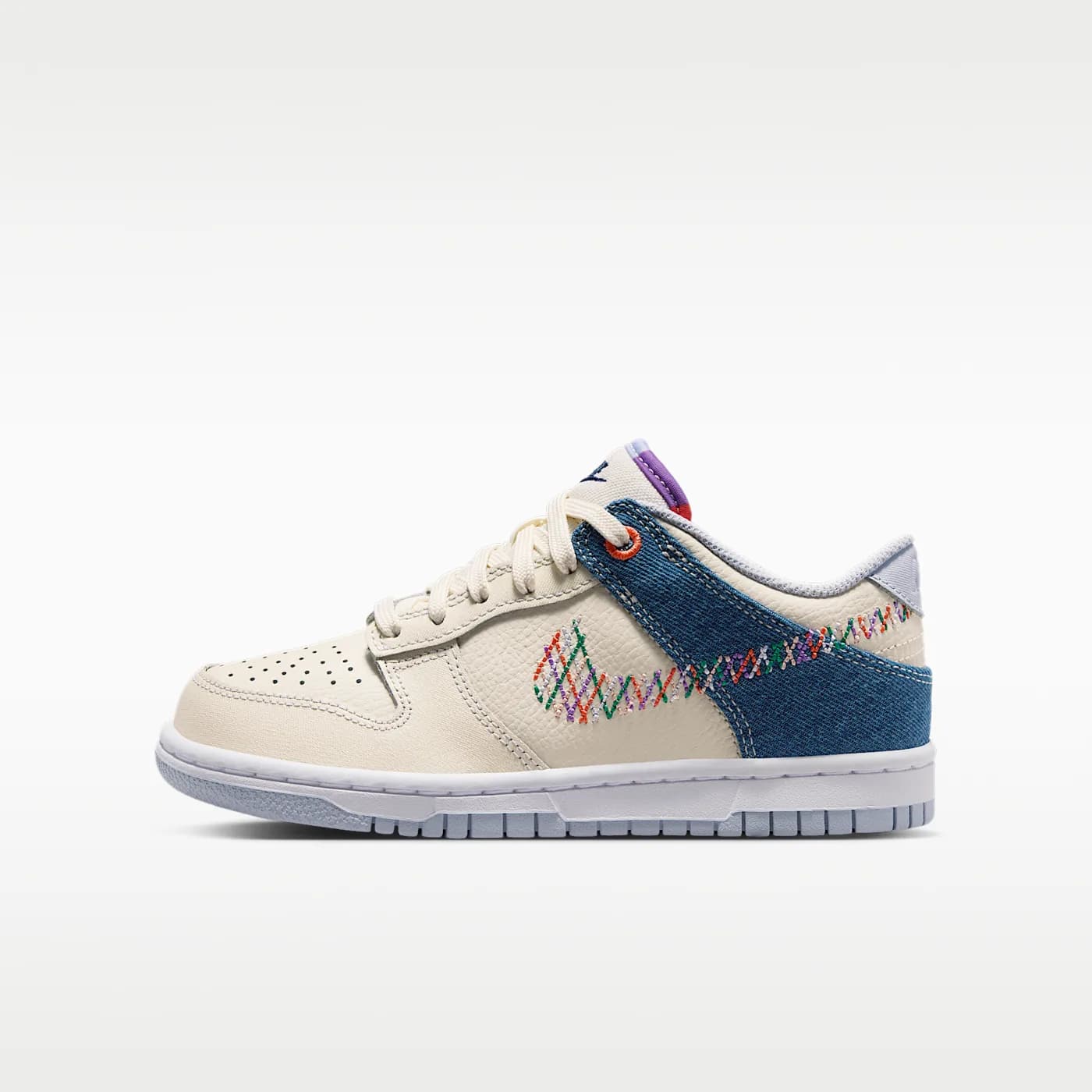 Nike Dunk Low, Soft Pearl/Blue Denim/Midnight Navy/Multi-Color
