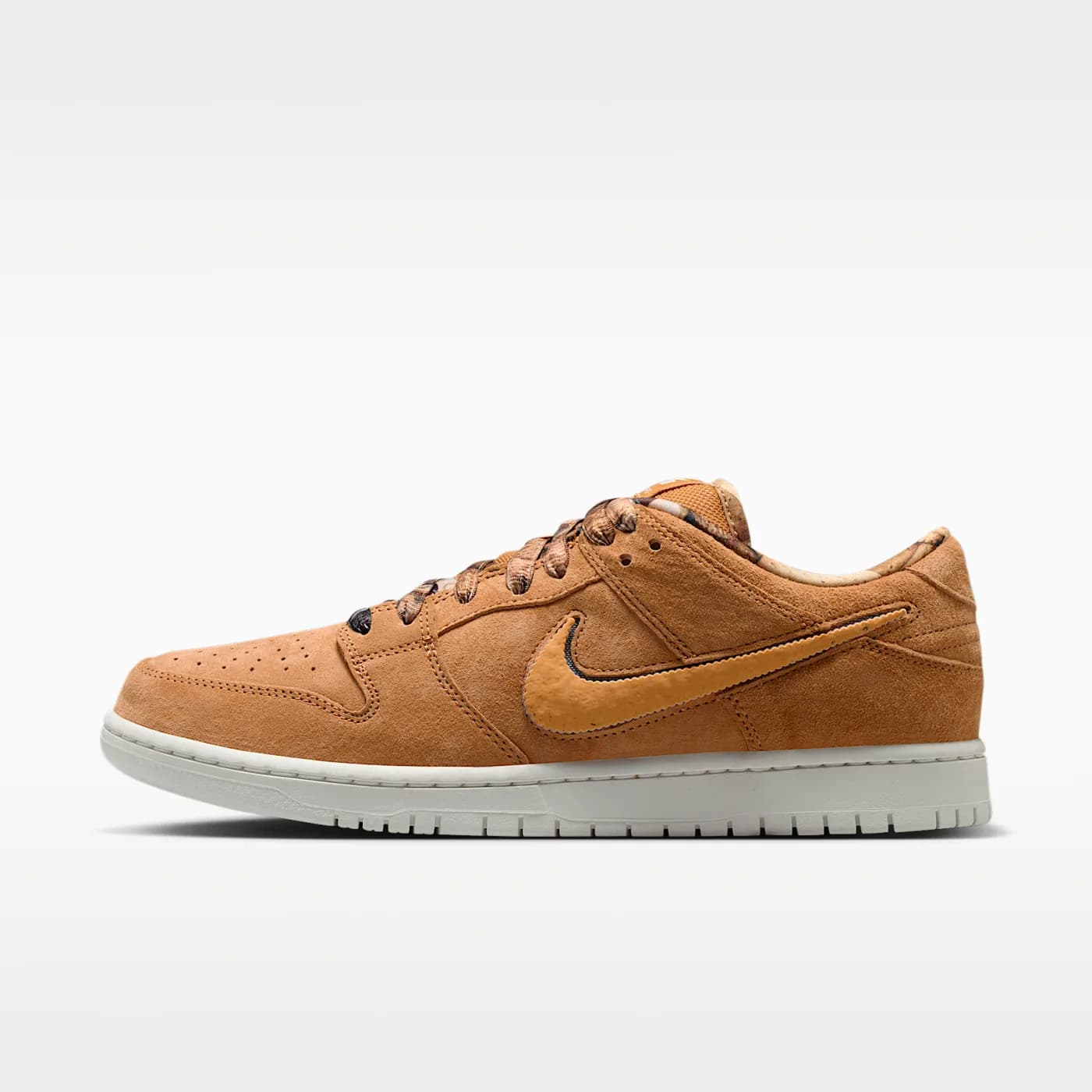 Nike SB Dunk Low Pro, Flax/Summit White/Sail/Honeycomb